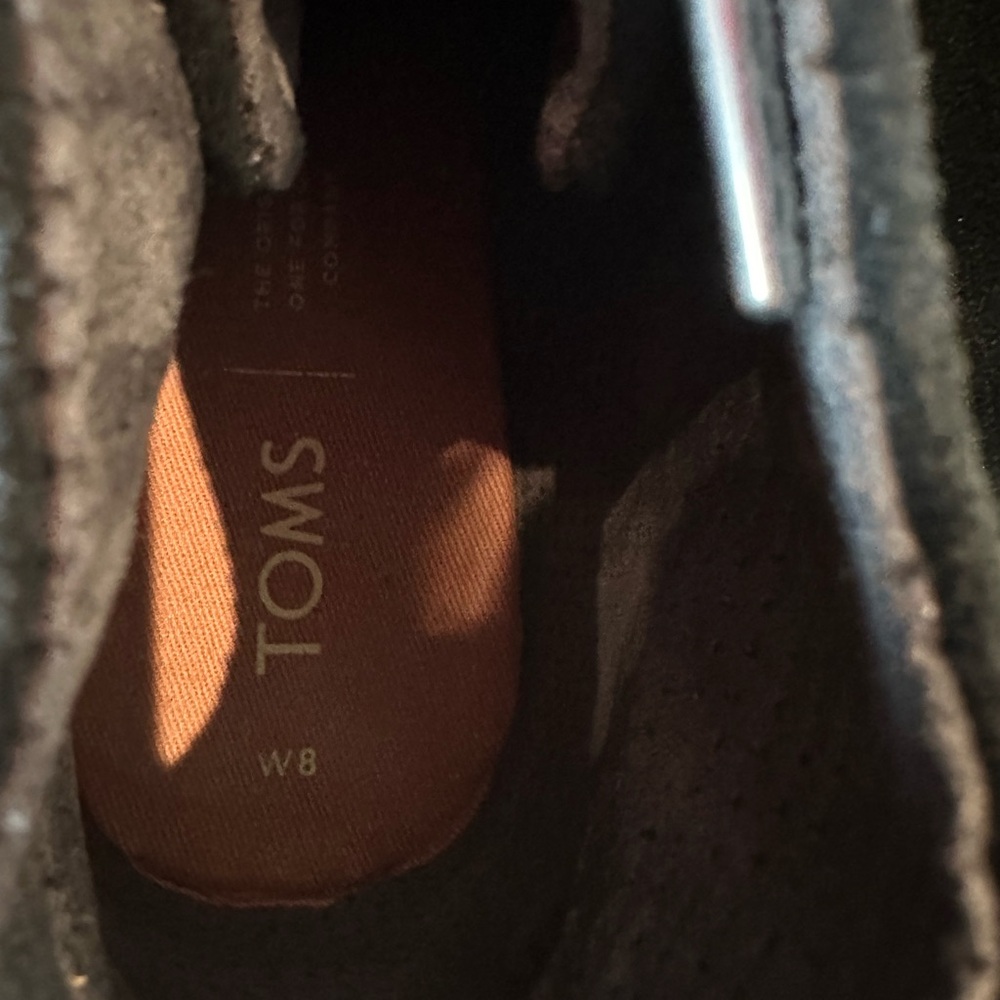 Toms booties size 8 - Picture 5 of 5